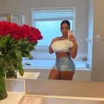 Desiree Monique(@omg_itsmonique)'s profile avatar