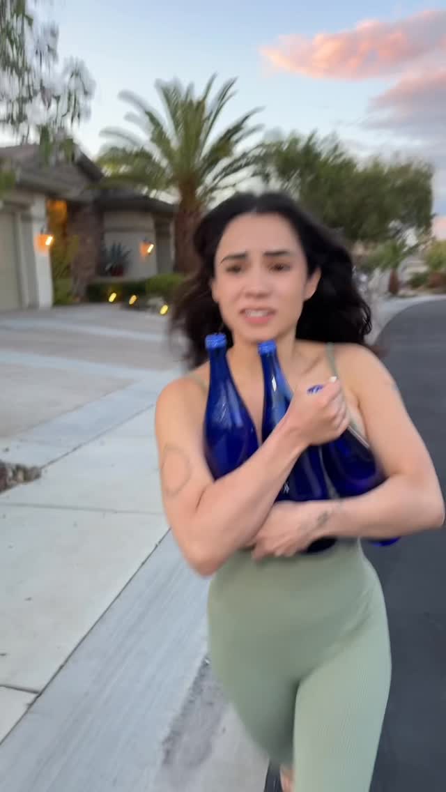 This guys serious about his water .....#explorepage #explore #viral #reels #fyp #funny #hilarious #joke #jokes #running #run #runner #morningroutine