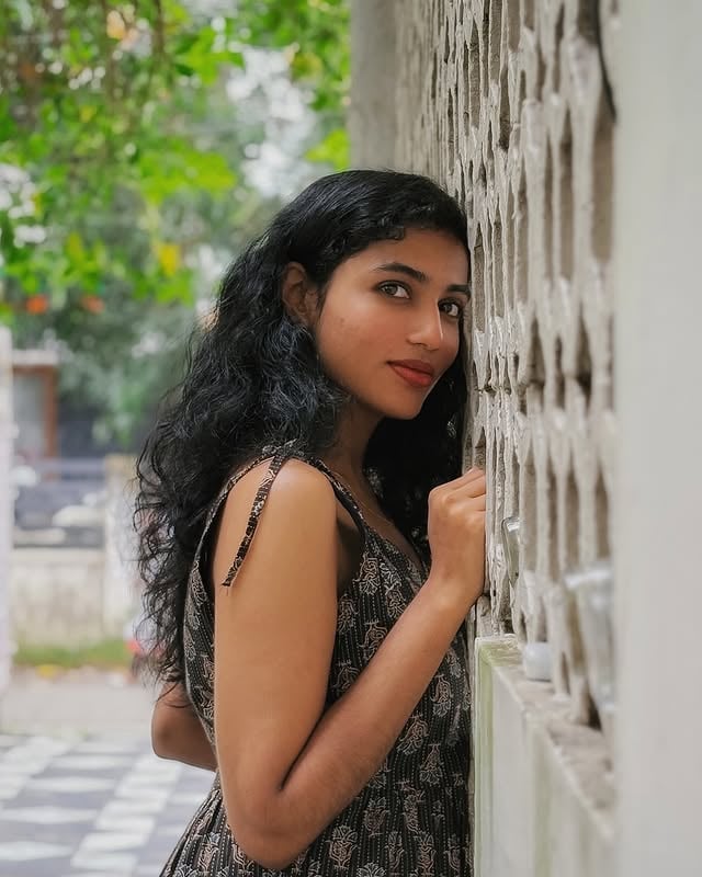 Current obsession👀👗: @varnam_dressworld 📸: @goutham_g20 and my chic @dhisha.__ 🌻