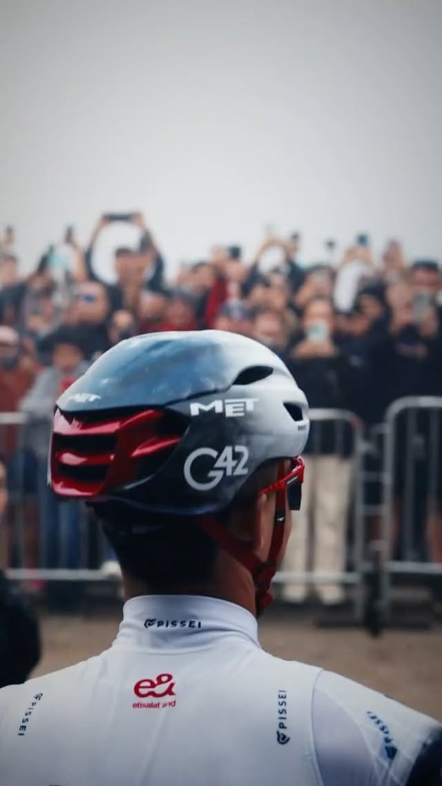 The dream of seeing the Mexican flag amongst the pro peloton came true yesterday, in a scene full of hope for the future of Mexican cycling.Shots & Edit by: @bajacactusmedia by @isaac_deltoro_romero1