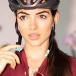 Aline Simões(@alinebiker)'s profile avatar