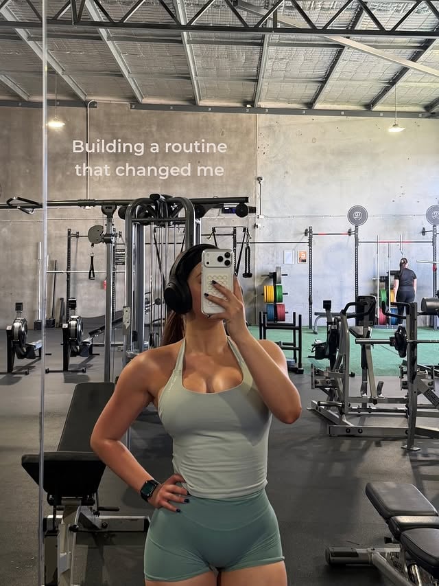 You don’t need to feel ready. You just need to start Support, accountability and community change everything.That’s why we built @forme_fitt If you’ve been waiting for a sign, this is it by @hollycostello