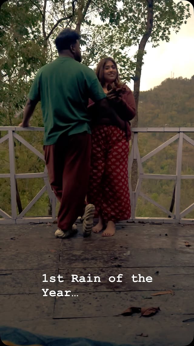 The best kind of rain is the one I spend with you beside me.The first rain of the year 🌧️ #travel #couplegoals❤ #rain #rainydays☔️ #hills by @atrreyee_