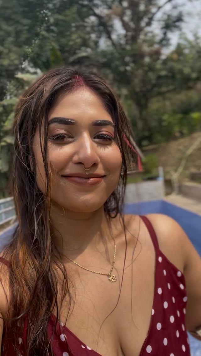 🍀In my happy place 🌿#reelsinstagram #naturelove #swimmingpool🏊‍♀️ #india #northbengal by @atrreyee_