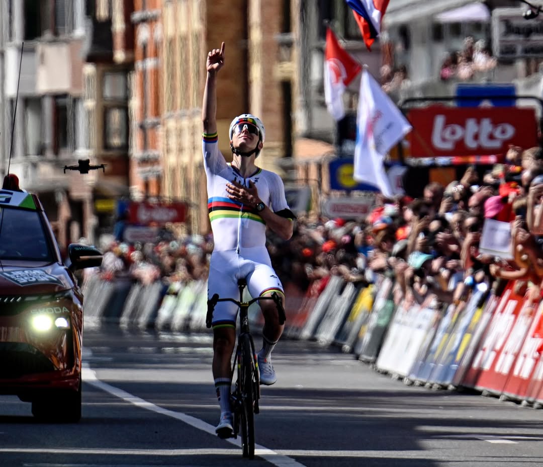 Big thanks to the team today, rollercoaster day, physical and emotional. Crazy proud for today.🙏🏼Hat off to @paul.sxs showed true warrior spirit, same to you @remco.ev you scaredd us for a moment.👊🏼@cristianmunoz789 you will be forever with us. @uae_team_emirates by @tadejpogacar