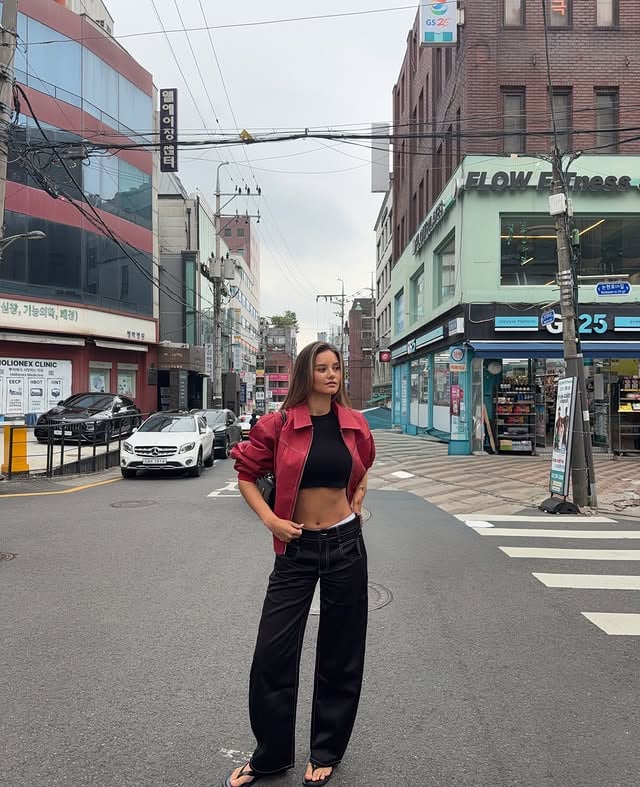 Fazit: meine Freunde werden nie wieder mit mir shoppen gehen nachdem ich 5 Mal in den selben Laden wollte weil ich unschlüssig war, Bibimbap kann man definitiv 3 Mal am Tag essen und Melatonin ist eher nichts für mich. Top Trip, Daumen hoch