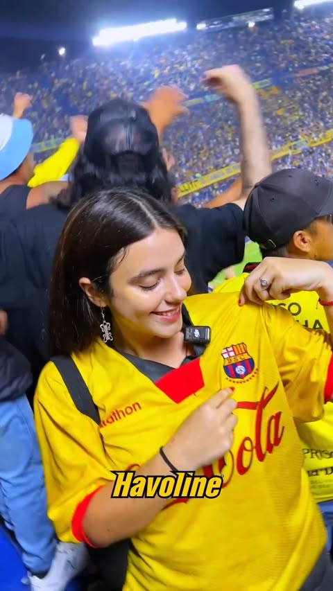 🟡⚫️ ​¿Qué tiene #BarcelonaSC que el mundo entero lo sigue? 👀

@alaskkag vivió la pasión de la hinchada más grande del Ecuador en ‘La Bombonera’. ¡No importa el resultado, el Ídolo siempre es local en todos lados! 🏟️

¡Dale play y vive la experiencia con nosotros! 🎥⚽️
