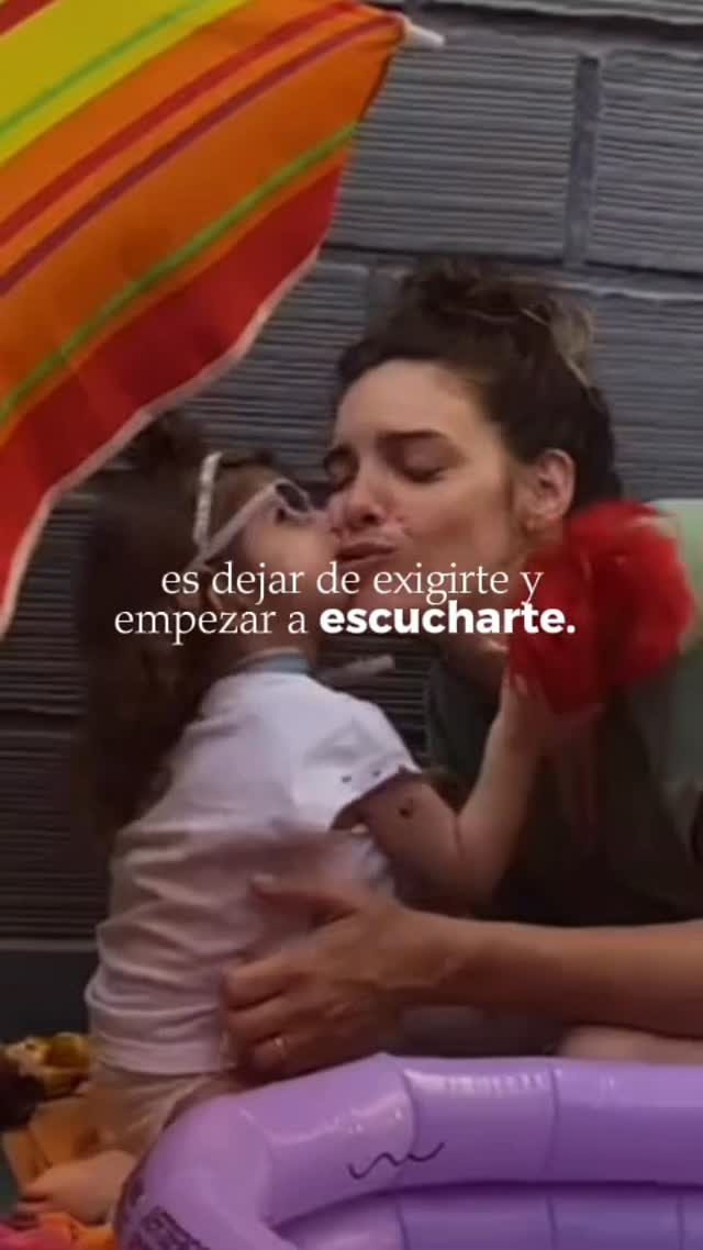 Cuando dejo de exigirme también dejo de exigir a quienes mas amo , formando una sincronización de energía y vínculo mucho más sana. Exigencia , miedo, culpa , de todo esto y mucho más vamos a estar hablando en nuestra charla del jueves . Saca ya tu entrada (link directo en mi perfil ) by @macapazok