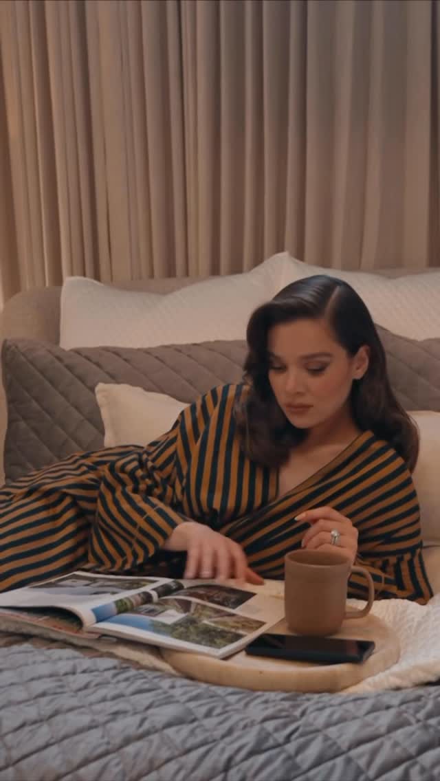 An experience I’ll never forget! Come on set with me and @ashleyofficial for the launch of Ashley Luxe. #AshleyLuxe #AshleyPartner by @haileesteinfeld