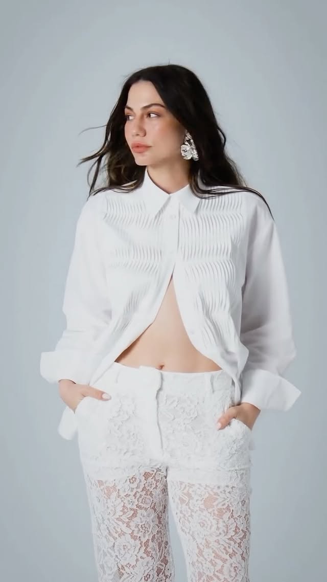 Tık tık tık! Son trendler seni bekliyor.🤍 by @demetozdemir