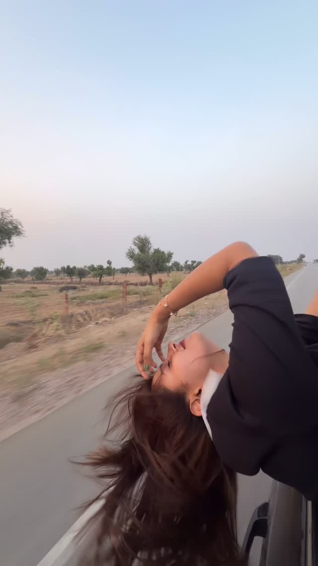 🤍 #anjaliarora by @anjimaxuofficially
