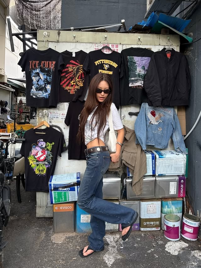 여기저기 나가 걷기 좋은 요즘 🚶‍♀️🌅맛있는거 많이 먹으러 다니면서 틈틈히 얼굴 관리도 해주고 운동도 하면서 밸런스 찾기 ✨#더나클리닉 #웰니스하우스서울 #dernaclinic by @jeyilly