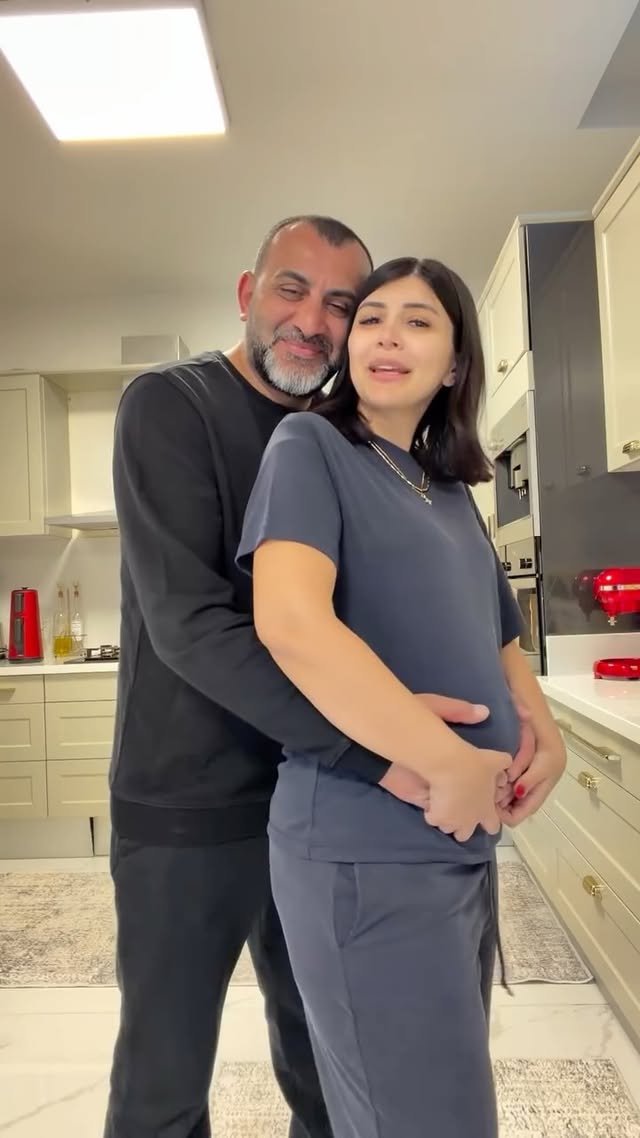 Diş fırçalarına böyle isim yapıştırmamım sebebi çocukların birbirlerinin diş fırçalarını karıştırmalarından kaynaklı sonra büyük kavga sebebi😂 by @ozden.ozdogan