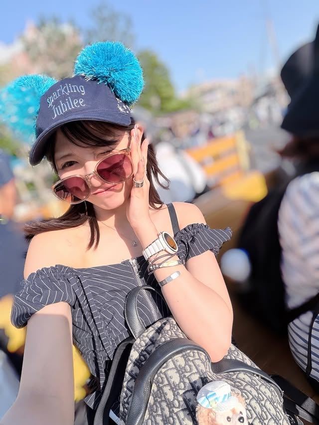 最近、「子どもはまだ考えていますか？」と聞かれることが増えました☺️これまで何度も出産経験して長男だけが元気に生きていてくれる。無事に生まれて、当たり前のように大きくなっていくことって、本当は奇跡の連続なんだなって思います🌿不妊治療や難病で小さな命を空に見送った日のこときっと一生忘れることはありません。それでも私は今も変わらず、いつか3人のママになる未来を夢見ています☺️✨️不安と、諦めきれない気持ちを抱えながら、今日も前を向いてる人が、きっと沢山いるよね。同じように悩んでいる誰かが、ひとりじゃないって思えますように〜🕊️#不妊治療 #妊活 #死産 #出産 #ママになりたい by @yurina_era999