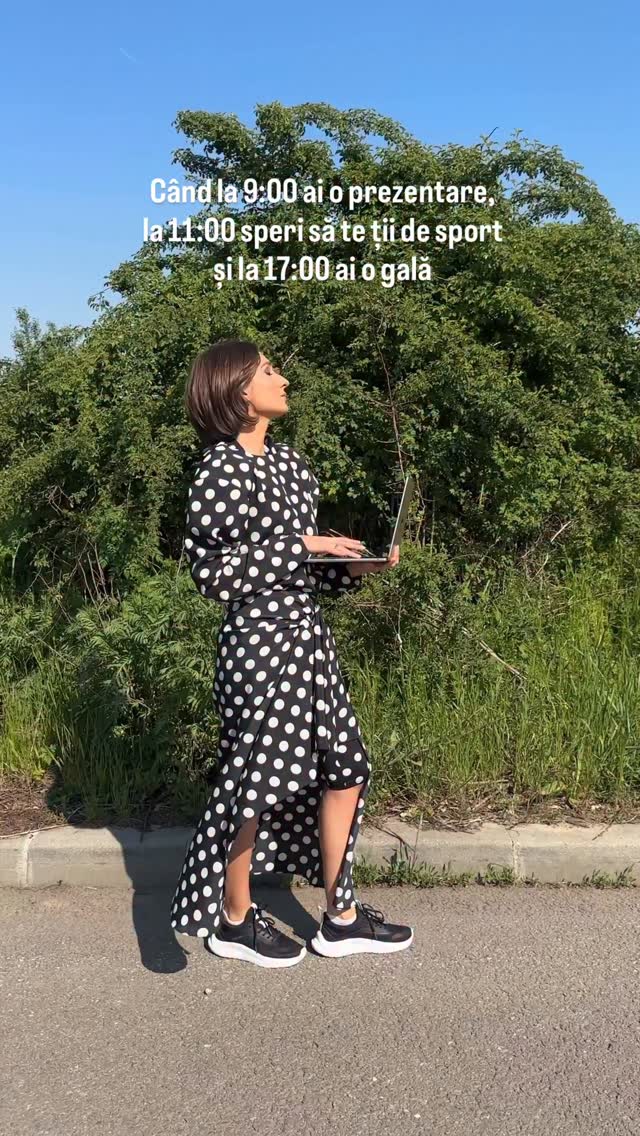 Când la 9:00 ai o prezentare, la 11:00 speri să te ții de sport și la 17:00 ai o gală, iar undeva printre acestea strecori o ciorbă făcută pentru copii și niște drumuri până la școală și-napoi.Știu că unora vi se pare de ordinul fantasticului, dar mulți alții o să mă înțeleagă când o să spun că totul este despre optimizarea timpului. Un lucru e clar, nu mai am timpul să stau la coadă la bancă.De aceea acum am aplicația YOU BRD. Descarcă și tu din link-ul din bio și poți deveni client 100% online. Soluția ta rapidă și smart de a face banking online. Așa chiar poți să ajungi de la muncă direct la bal!#BRD #YOUBRD #DigitalBanking@brd_groupesocietegenerale #probleminus@sweetpaprikaro looks @dinuatanasov video@ionelasilivestru mua by @gabriela.atanasov