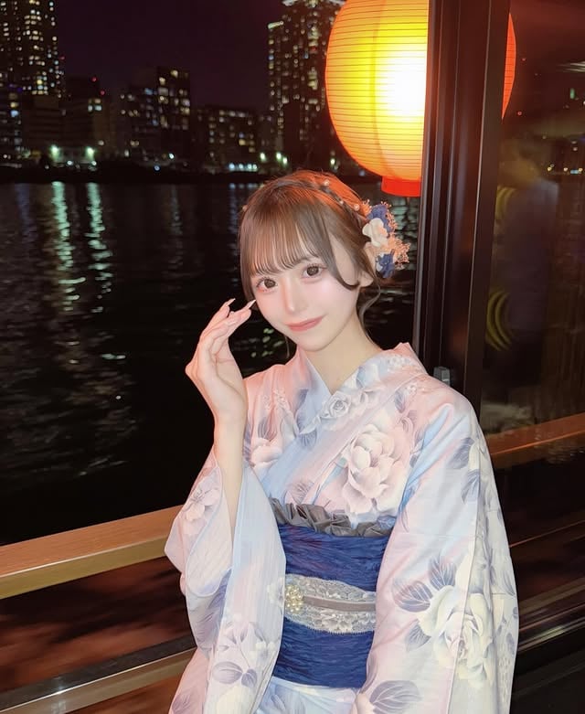 ことし初浴衣🎐🩵🌃どうかな？、#浴衣 #屋形船 #浅草 #へああれんじ #浴衣ヘア by @nana__0428__