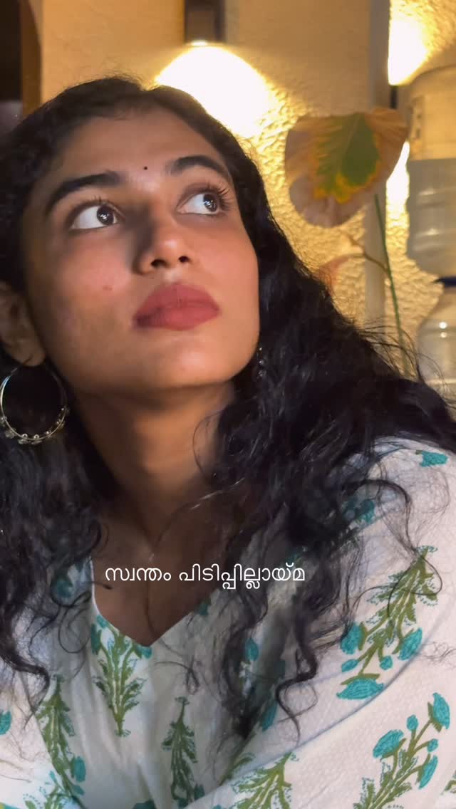 My life in a nutshell by @varrsha._