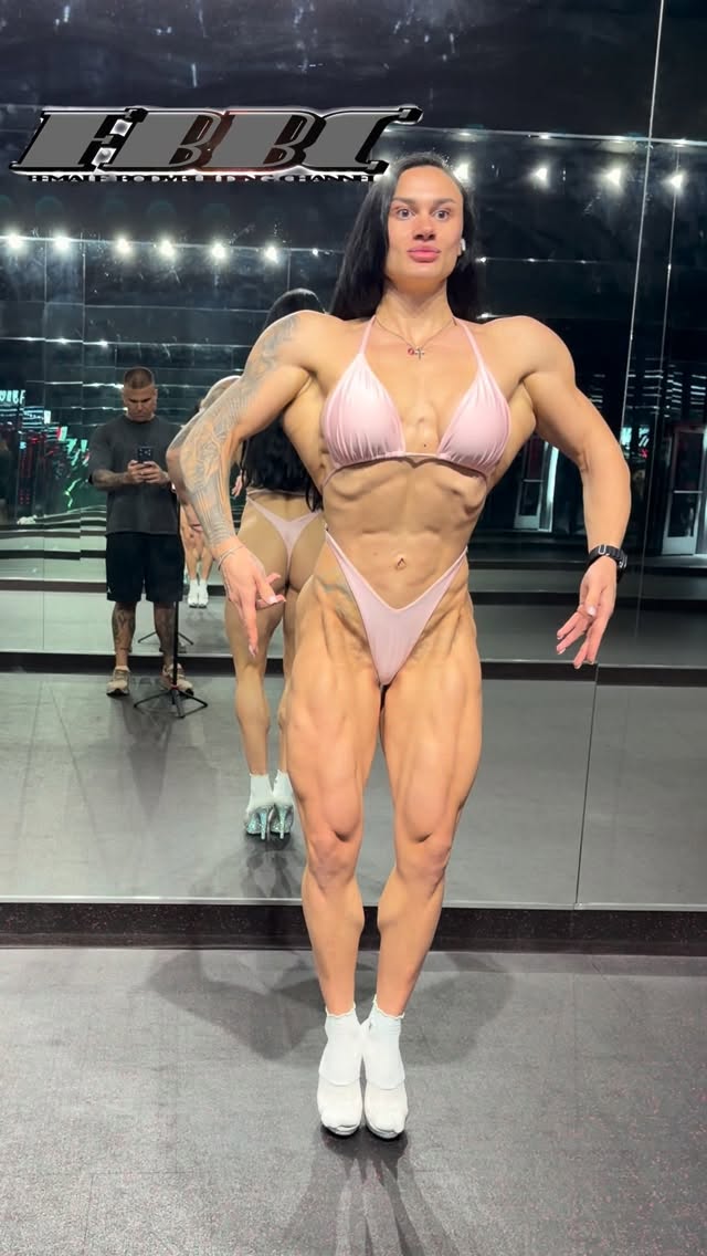 Fans of @femalebodybuildingchannel voted 🗳️ that @__oblomova__ is the one most likely to WIN @optimumclassic this weekend. As you can see this Olympian is BRINGING it . This is FIGURE . Healthy , feminine , great structure and good condition aka Real Figure #figure