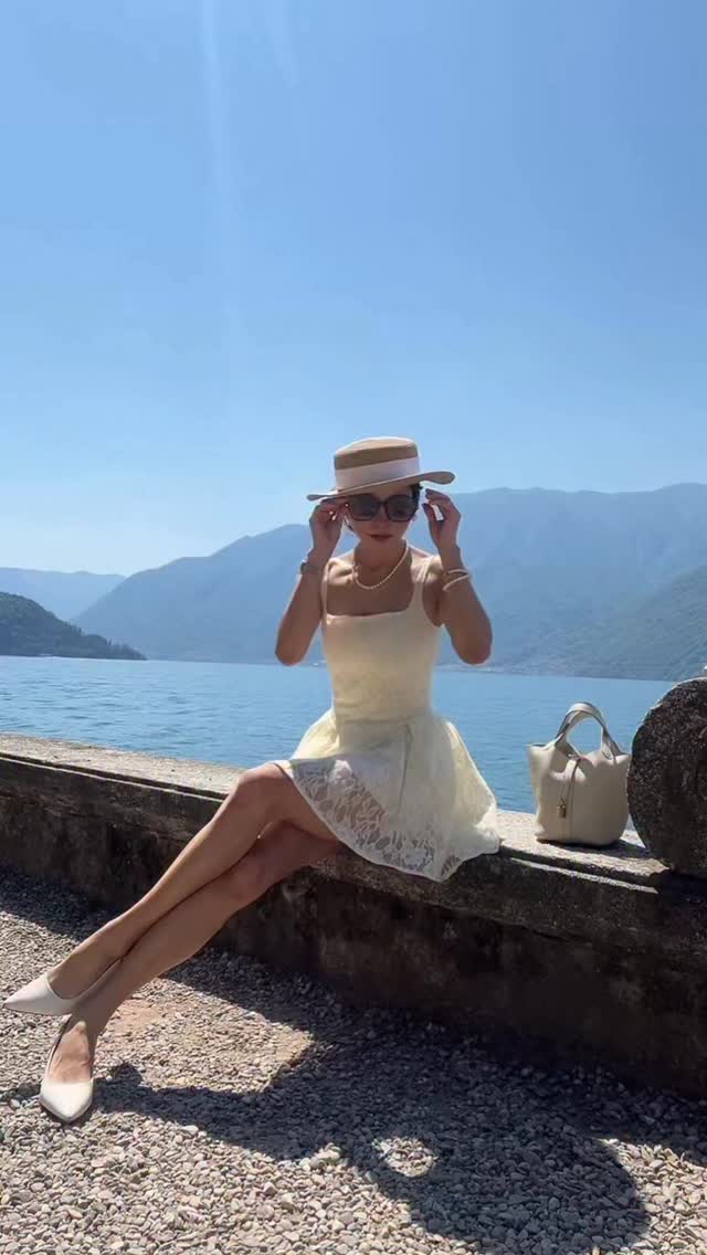 Peace and the Lake 🌊 nothing else ✨ Paz y el Lago 🌊 nada más ✨The dress is from @luneeclatofficial 🤍 its name is “Ethel” I will leave you the direct link in my stories as always :) and with the code “MCL215” you have a 15% off on all their website 🫶🏽El vestido es de @luneeclatofficial 🤍 es el modelo “Ethel”. Como siempre, les dejo el enlace directo en mis stories :) y con el código “MCL215” tienen un 15% de descuento en toda su web 😊#elegantdress #oldmoneyoutfits #luneeclatfashion #peruana #elegancia by @maggiemayoficial