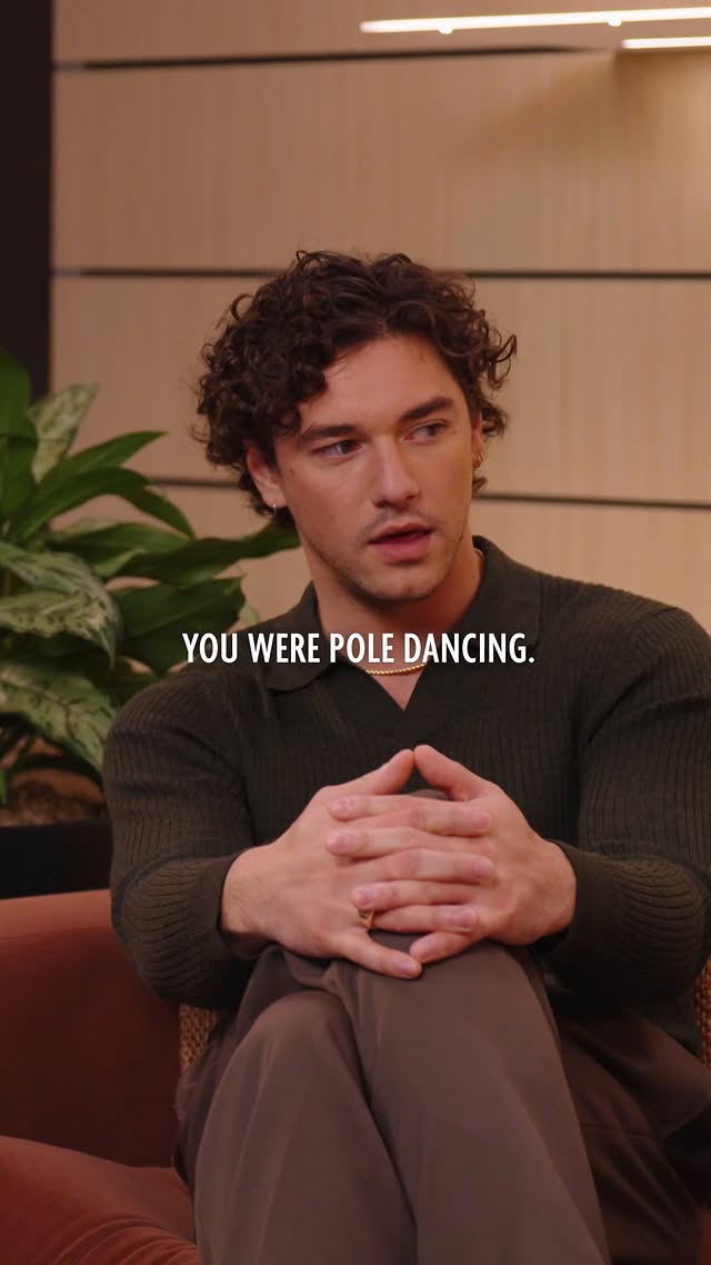 But soft! What light through yonder Episode 4 breaks?