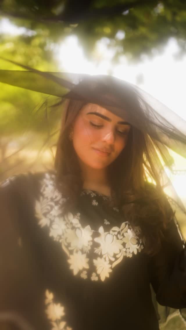 Make a statement this Eid in our timeless black & white edition ✨Featuring the elegant long open jacket paired with a beautifully detailed matching plazo, worn gracefully by @mahafarmanrana A perfect blend of sophistication, modern cuts, and festive charm crafted for your Eid ul Adha celebrations 🖤🤍Intricate detailing, flowy silhouette & luxe finishing designed to make every moment unforgettable.#EidulAdhaCollection #BlackAndWhiteEdition #SFsadiafaisalofficial #LuxuryPret #EidWear PakistaniFashion OpenJacketStyle FestiveEdit StatementStyle ElegantLooks by @sf_sadiafaisalofficial