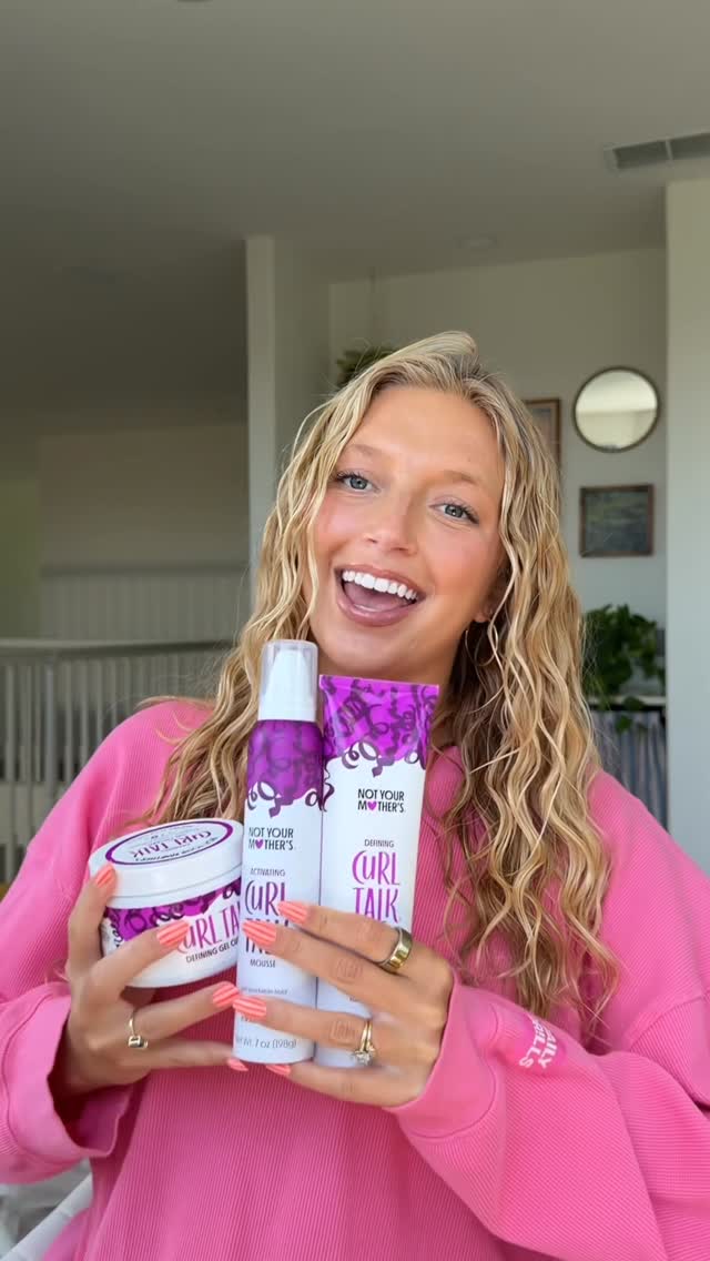 A 10/10 wavy hair day is just one OG @itsgretawilson routine away🤭💜 Shop Curl Talk Defining Cream, Activating Mousse & Gel Custard available at @ultabeauty 🛍️ #curlyhairproducts #wavyhairroutine #curlygirls #summerhair by @notyourmothers