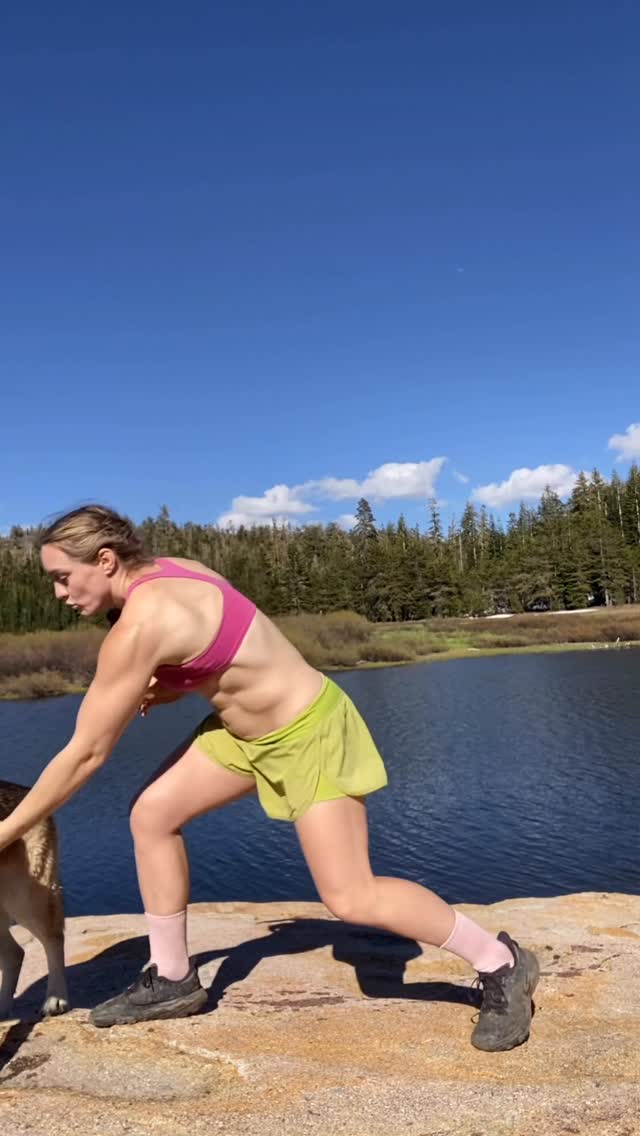 8.25 miles, 1 bear 🐻, lots of elevation gain, a couple lakes, one peak, and tons of goofing off on this beautiful Sunday 🙂😂 by @aspenladd