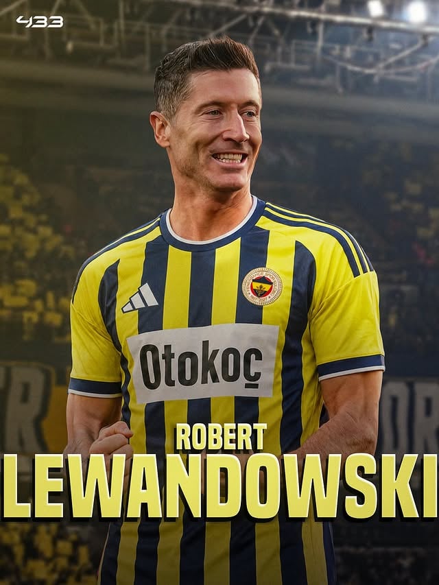 🚨 𝐁𝐑𝐄𝐀𝐊𝐈𝐍𝐆: Fenerbahçe are in talks to sign Lewandowski, according to Yağız Sabuncuoğlu 😲🇹🇷The Turkish journalist reports that presidential candidate Hakan Safi has made significant progress in talks with the Poland striker and has already submitted an official offer.At 37, Lewandowski is still one of Europe’s most prolific goalscorers — and could now be set for a shock move to Turkey after becoming a free agent following his departure from Barcelona.Lewandowski to Fenerbahçe — can you see it happening? 👇