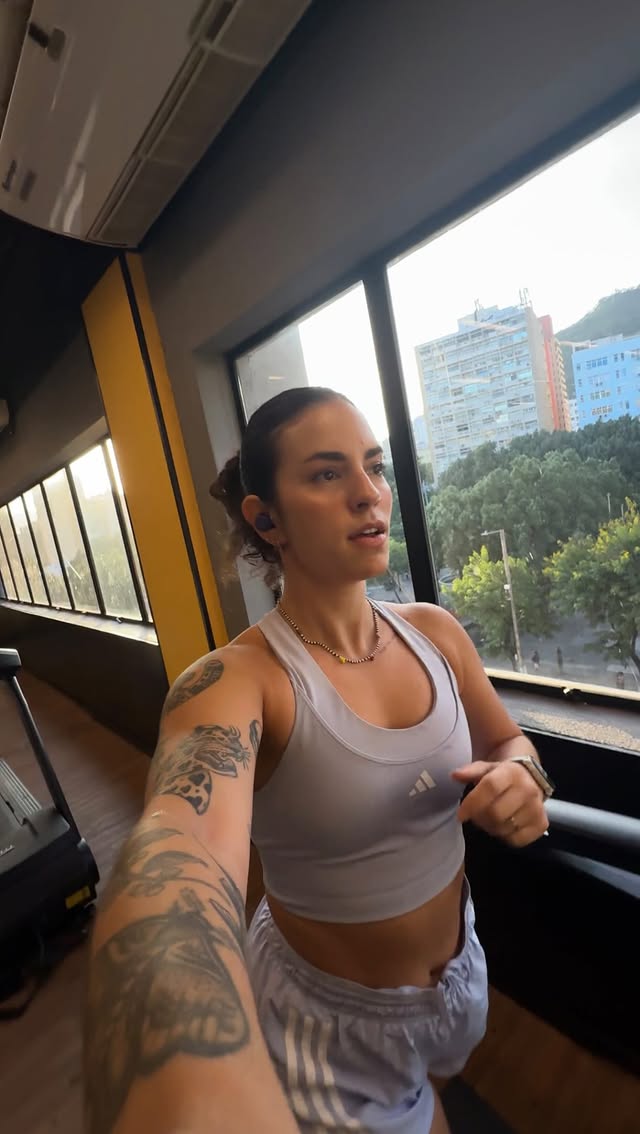 Museu do Amanhã, clima agradável, 5K ou 10K...E eu sonhando com uma cadeira de massagem depois da prova. 💆‍♀️✨Se você estava esperando um motivo para participar, acabou de encontrar vários. Nos vemos na largada?A primeira Smart Run Rio está chegando. Não fique de fora e faça sua inscrição pelo link da bio.#SmartRun #SmartFit by @smartfit