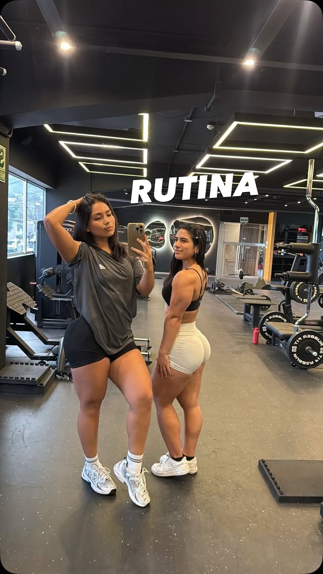 no te olvides de guardarla 🧡📨📍 @inprov_pe || ABIGAIL 10% off👹 pre agressive pump @vitaminstore_peru ......#gymreels #fitness #rutinadeglúteos #gymmotivation by @abigailmartel_