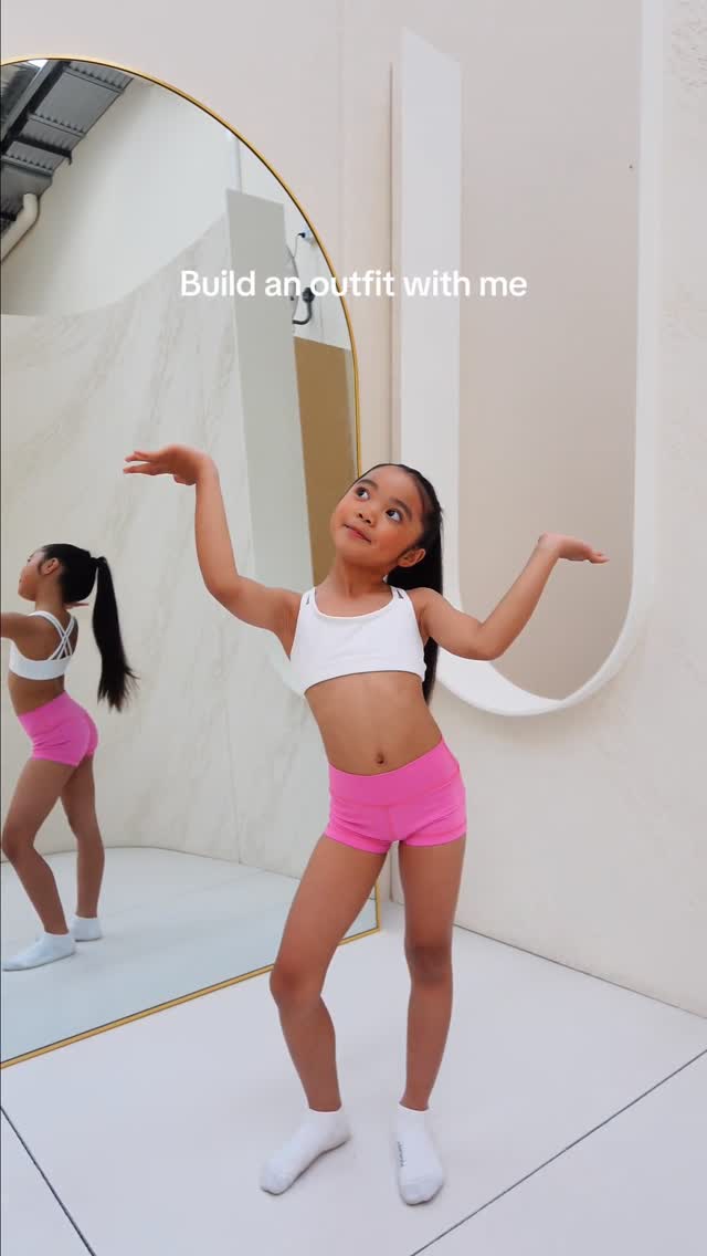 Build an outfit with @jaja_cunanan 🤩 #energetiks #dance #dancewear #activewear #buildanoutfit #ootd #styling by @energetiks
