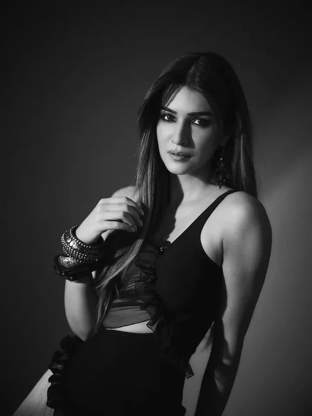  by @kritisanon___