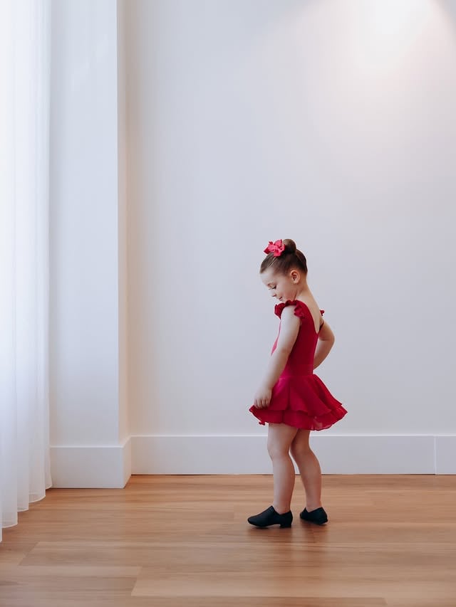 Little steps, big dreams ✨From their very first shoes and tutus to the finishing touches that complete the look, discover everything to support your little dancer’s journey with confidence, comfort and joy 🩷#energetiks #dance #ballet #jazz #dancer #dancewear by @energetiks