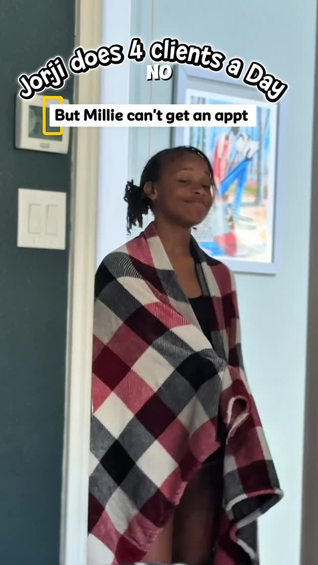 I am extremely proud of Jorji for working so hard and mastering her hair skills. But help your mama out! 

Do you think she actually did it or nah?