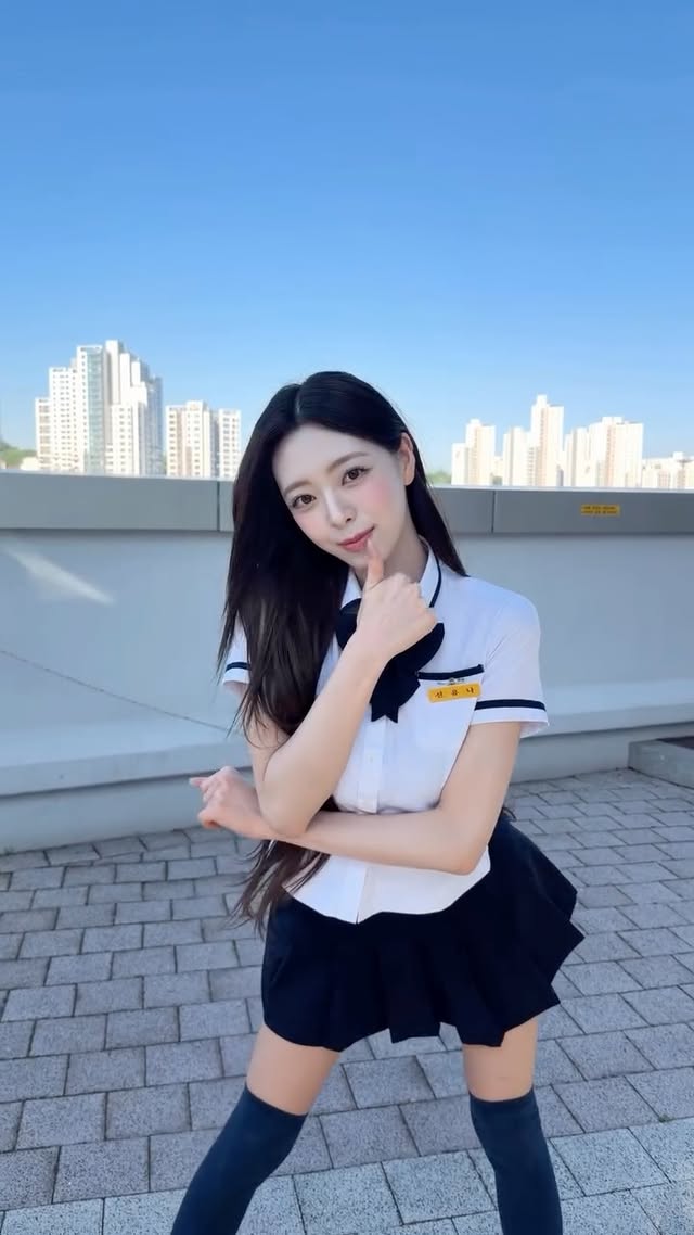 summer ice cream🍦🍨🍧

#ITZY #YUNA #유나 #YUNA_IceCream #IceCreamChallenge