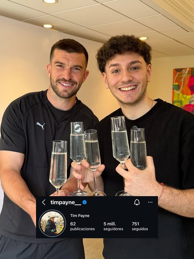 TIM PAYNE LLEGÓ A LOS 5 MILLONES‼️
Ya era imposible levantar las copas solo y vino @timpayne__  a darnos una mano.
Gracias a todos por esta locura, tanto Tim como yo estamos muy contento y agradecidos con lo que nos está pasando, en estos días ya arranca el mundial. 
Esto recién empieza, NO PAYNE NO GAIN 💪🏻❤️