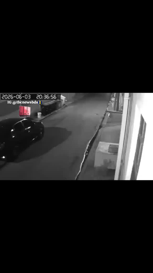 ​🚨Tragedy in Chapman Lane: Police are currently investigating a double homicide that occurred in the Chapman Lane, St. Michael community. Investigations are ongoing as authorities seek answers. Anyone with information is urged to contact the nearest police station or Crime Stoppers. 🇧🇧 #BarbadosNews #ChapmanLane #BarbadosPolice #CurrentAffairs