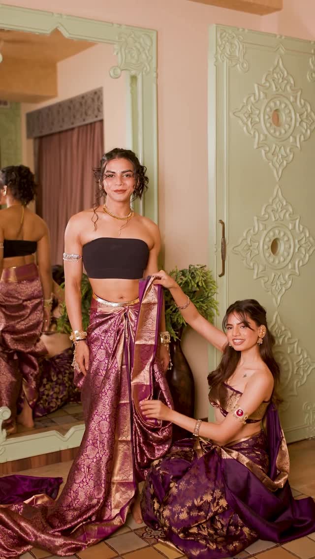 Apsara Drape on a guy 🪞✨
.
Outfit @odhniworld 
Jewellery @chinar_jewels 
.
.
.
#apasradrape #draping #tutorial #drapebyharsha #sareedrape