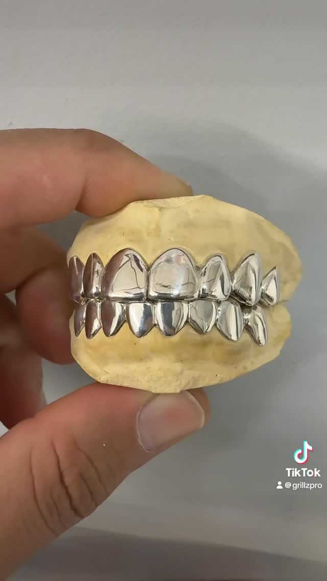 Our pullouts are like PermanentsSilver 8 on 8Call/Text/DM or Order online www.Grillzpro.com 813-525-5539 Visit our location at4912 Southfork dr lakeland FL863-606-2212#lakelandflorida #grillzpro #silvergrillz by @grillzpro