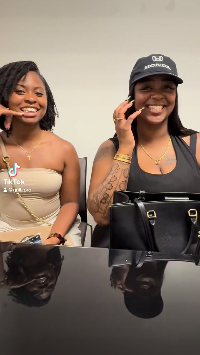 10K Gold Deepcut pullouts Grillz 6 Bottom Solid 2 Top OpenfaceCall/Text/DM or Order onlinewww.Grillzpro.com813-525-5539Visit our location at4912 Southfork dr lakeland FL863-606-2212#goldteeth #grillzpro #10kgold #lakelandflorida by @grillzpro