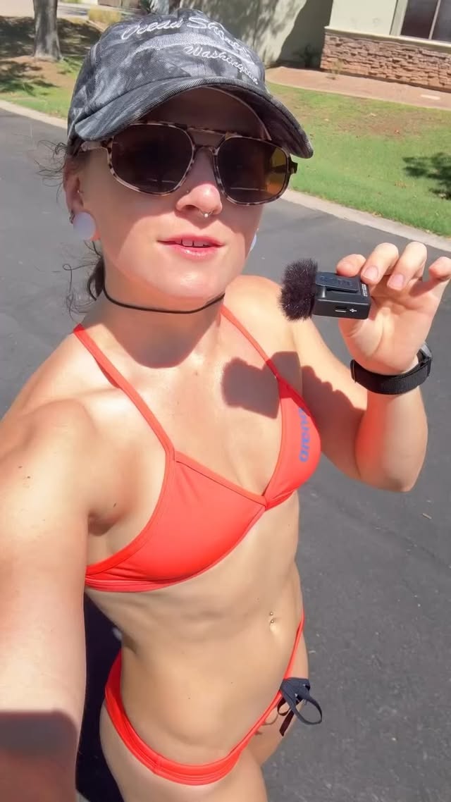 a little “about me” if you will
.
it's been nice to repost videos from last summer when i felt dynamite ~ can't wait for health points to be fully restored <3