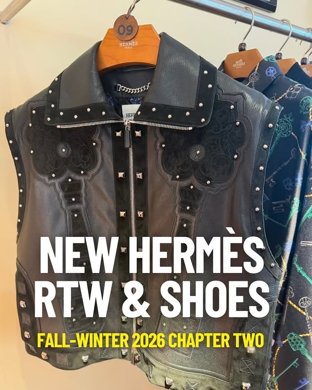Preview👀 the RTW and shoes coming this fall to Hermès 🍊👏👏Leather, suede, turquoise 🩵, and a touch of shine✨. Hermès Fall Winter 2026 Chapter Two has us ready for fall now. 🍂🍁Tap link in bio for more or visit PurseBop.com. 🔗Photos from @karenzpurses @ariella_mom #Hermes #lastyle #HermesFW #LuxuryFashion by @pursebop