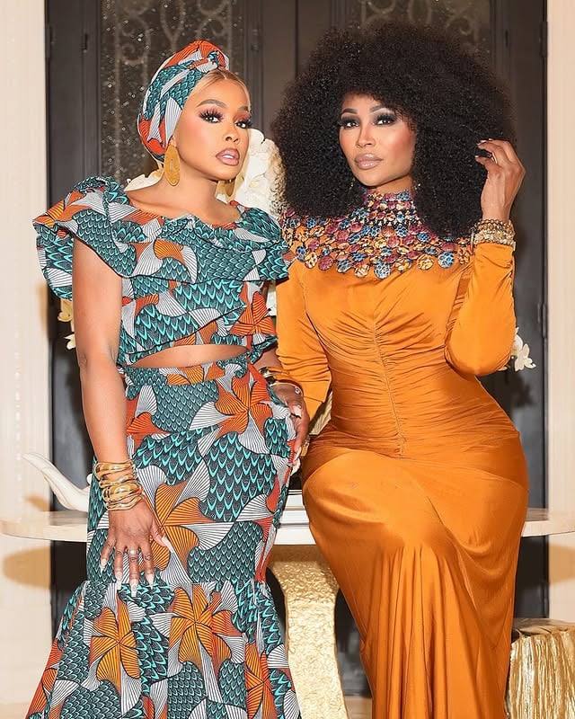 Give us a theme, and we'll give you a moment. The execution is always effortless. Tune into a new episode of #RHOA now on @bravotv and streaming Monday on @peacock 

🎨: @tomilolaofbiggles
🥻: @amadi_nka_clothing
📸: @jcjonesofficial