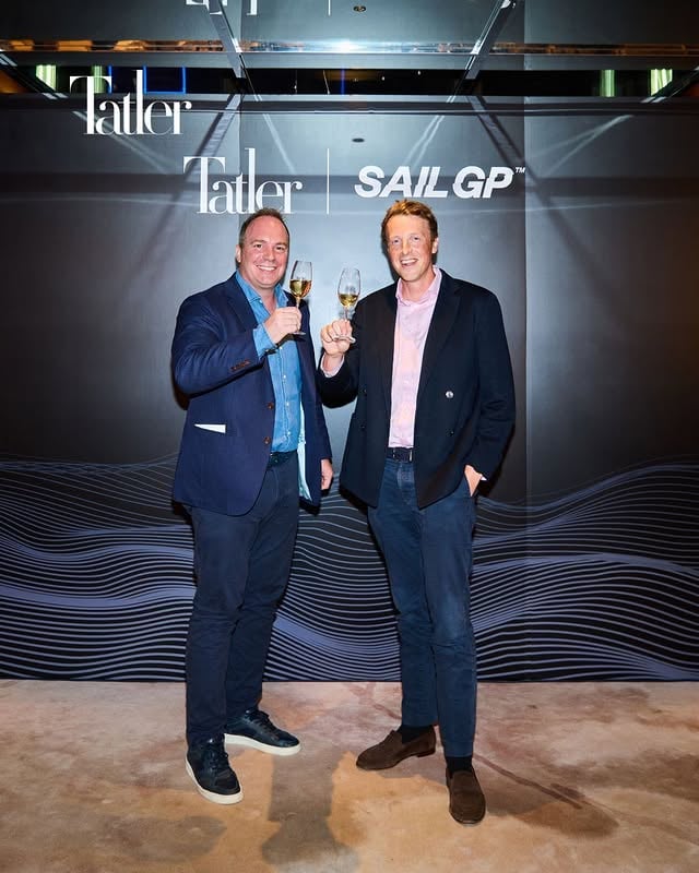 #TatlerSports Tatler Hong Kong 聯同 SailGP，於5月20日在 Cristal Room by Anne-Sophie Pic 舉辦一場私人晚宴，慶祝 2027 年 Rolex SailGP 錦標賽正式啟動，並誌慶這項備受矚目的賽事首度移師香港。當晚以維多利亞港璀璨天際線為幕，匯聚了30位來自商界與創意領域的傑出人士，包括 CP Group 的 Alex Jiaravanont @alex_jiaravanont 及奧運游泳選手歐鎧淳 @stephaniehsau。晚宴由 Tatler Sports & Entertainment 的 Mark McFarlane 與 SailGP 的 Charlie Dewhurst 致開幕詞揭開序幕，德國隊駕駛員 Erik Kosegarten-Heil 隨後帶來一場精彩絕倫的爐邊對談，讓來賓近距離感受這項極速運動的魅力。作為全球頂級帆船賽事，SailGP 各國家隊將駕駛最先進的 F50 水翼雙體船，以超過時速100公里的驚人速度一決高下。香港站賽事將於 2027 年 1 月 23 至 24 日在啟德郵輪碼頭盛大舉行。賽事設有數百萬美元獎金，賽程足跡遍及全球最具代表性的海濱城市——此番強勢進軍亞洲，無疑是國際體壇一個令人矚目的重要時刻。敬請期待。Tatler Hong Kong and SailGP hosted an exclusive dinner on May 20 at the Cristal Room by Anne-Sophie Pic to mark the official launch of the Rolex SailGP Championship 2027, and the first time the event will take place in the city. Set against the glittering backdrop of the Victoria Harbour skyline, the intimate evening gathered 30 prominent members of the city’s business and creative communities, including CP Group’s Alex Jiaravanont and Olympic swimmer Stephanie Au.Opening remarks were delivered by Tatler Sports & Entertainment’s Mark McFarlane and SailGP’s Charlie Dewhurst, followed by an insightful fireside chat with German team driver Erik Kosegarten-Heil.The high-octane global racing championship, which sees national teams compete in cutting-edge F50 foiling catamarans at speeds exceeding 100 km/h, is set to take place at the Kai Tak Cruise Terminal on January 23 and 24, 2027. With millions of dollars in prize money at stake and an itinerary taking in some of the world’s most recognisable waterfronts, SailGP’s expansion into Asia is a truly exciting development in the world of sports. Watch this space.Paid Partnership with Sail GP@sailgp #sailgpCredits Zed Leets by @tatlerhongkong