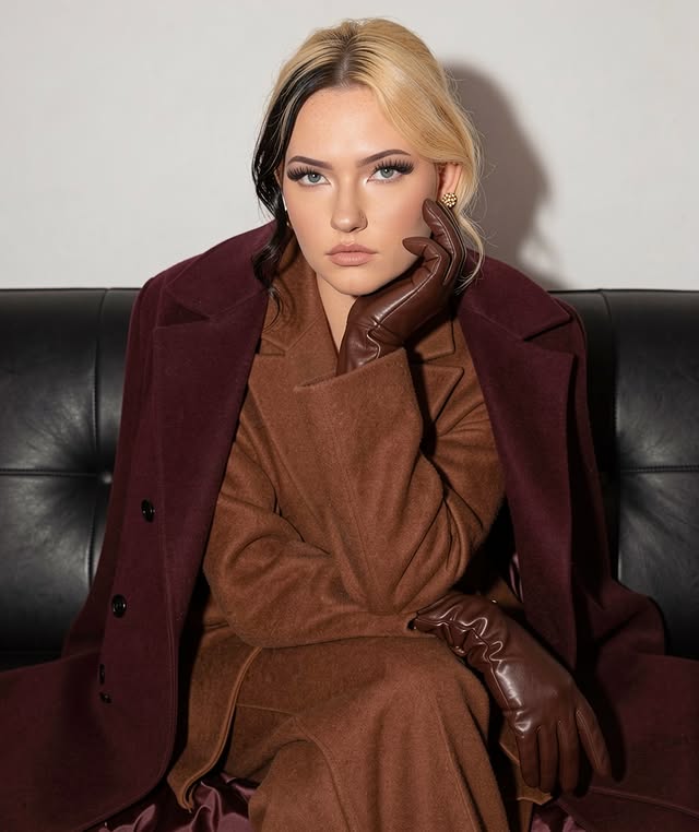 🌟 Why This Trio Looks Expensive?If you want your tailored suits to look less like corporate uniforms and more like high-fashion street style, save this color mix: Camel + Burgundy + Dark Brown.The Camel Suit acts as a clean, bright canvas.The Burgundy Coat frames the suit and adds luxury texture and depth.The Brown Leather Gloves bridge the gap. They soften the contrast between the light camel and deep burgundy, keeping the outfit warm and cohesive.#RichGirlAesthetic #OldMoneyStyle #QuietLuxuryFashion #ElevatedBasics #StreetStyleChic Which piece of this look is your favorite? Let me know below! 👇 by @sashavladi_official