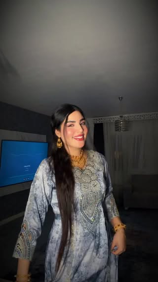 تقدیم نگاهتون 🤌🏻❤️
دابسمش با آهنگ جزیرتی🥰
@setareh.behin 

#جزیرتی #بندرعباس #مدلینگ