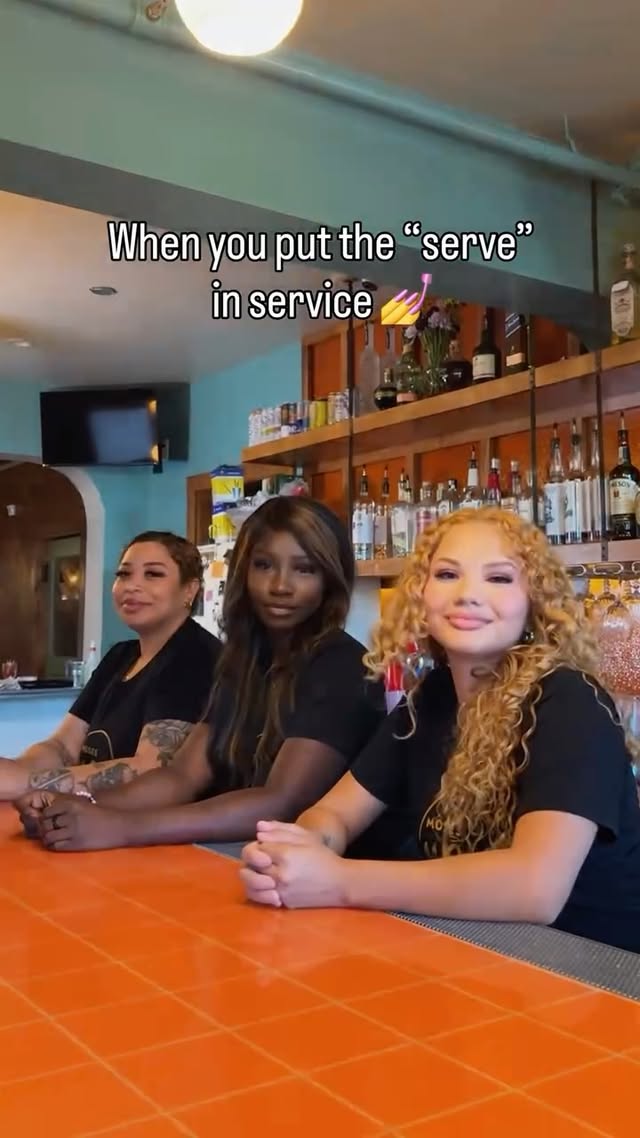 Just a quick serve to get ya Monday right 💅🏾🫶🏼We love our bartenders! ♥️ by @serenitisprings