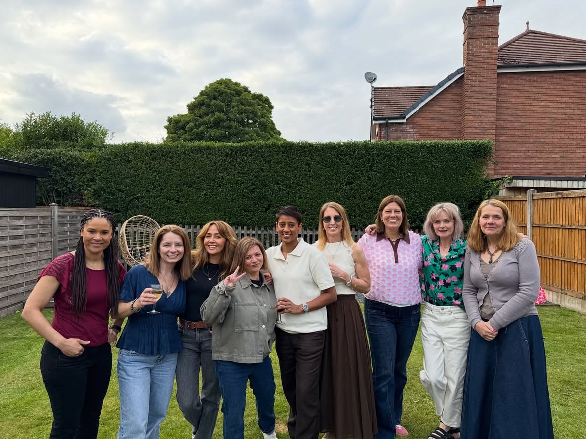 Just a girl who moved to Cheshire and found herself, her people and home 💕🏡🎉🥳
How did I get so lucky?!
I could not do life in Wilmslow without these amazing humans who show up, love me, support me and champion me! 
Love you all so much 😘😘

#birthday #friends #mypeople #party #blessed