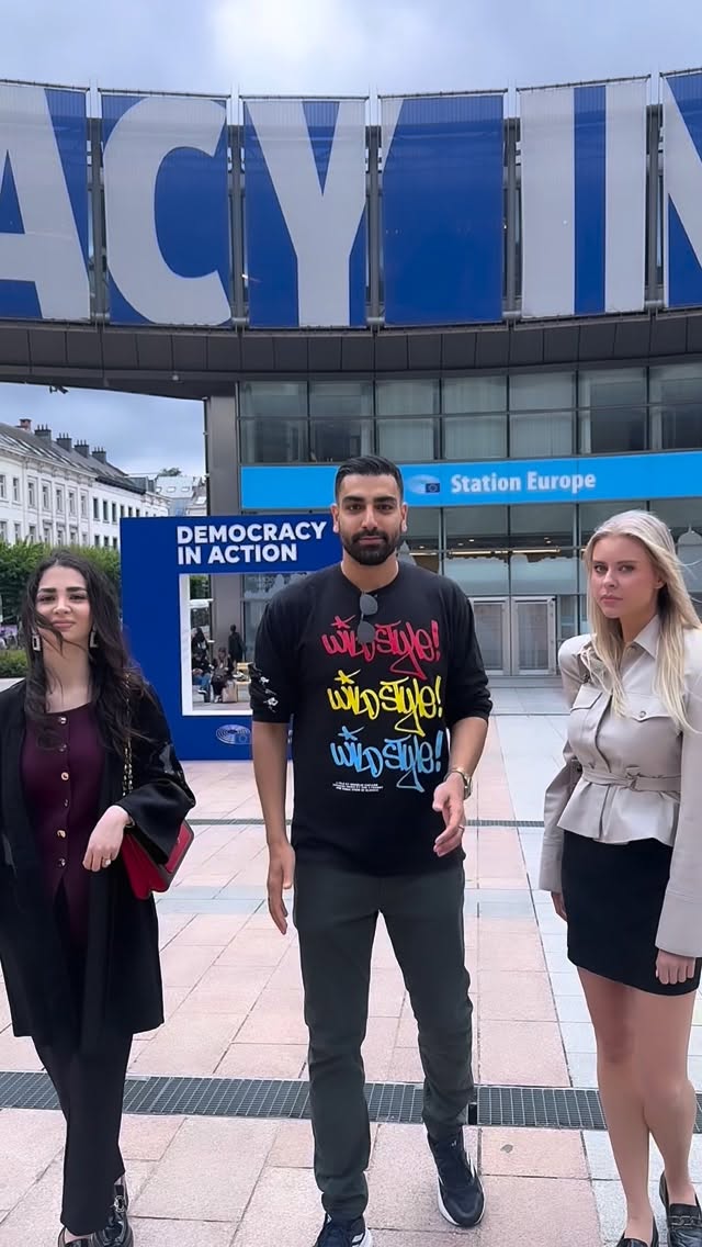 What is happening in Europe now was happening in Iran in the late 1970s. Don’t think it can’t happen to you. #saveeurope #europeanunion #i̇ran #freedom #freespeech by @itsweronikarogowska