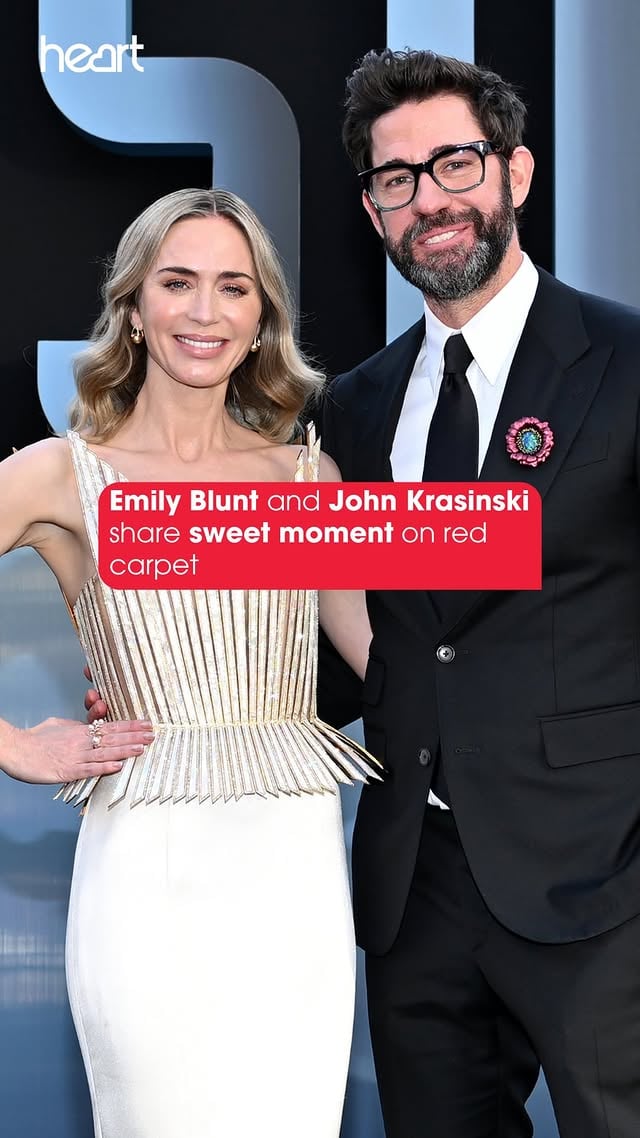 The couple that keeps on giving🥹Emily Blunt and John Krasinski share a giggle at the Disclosure Day premiere!💗 by @thisisheart